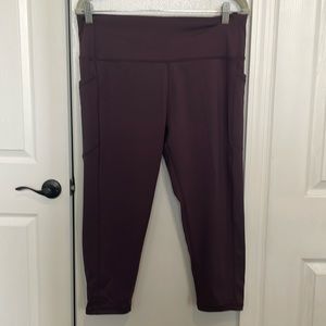 EUC. ZYIA. Workout capri leggings with side pockets. Color dark purple. Size 20